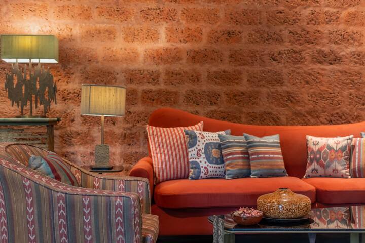 Living room image 7