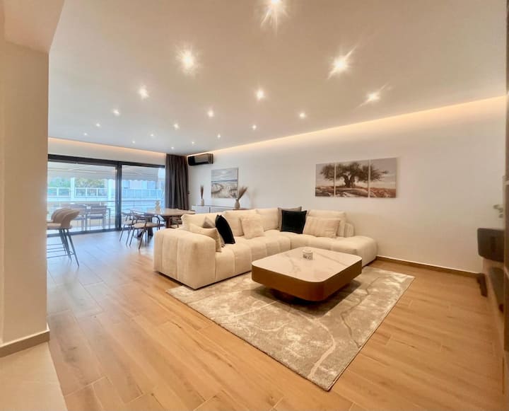 Sealine Spacious Apartment