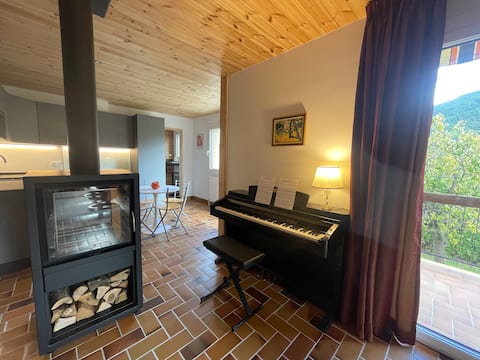 Successful Airbnb property: Quiet house with panoramic mountain views in Briançon