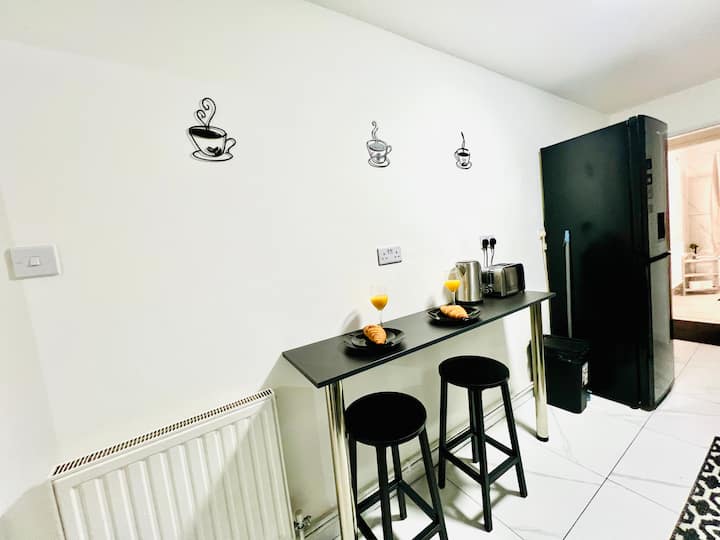 *Contractorsdiscounts/sleeps6/business/wifi* - Leicestershire