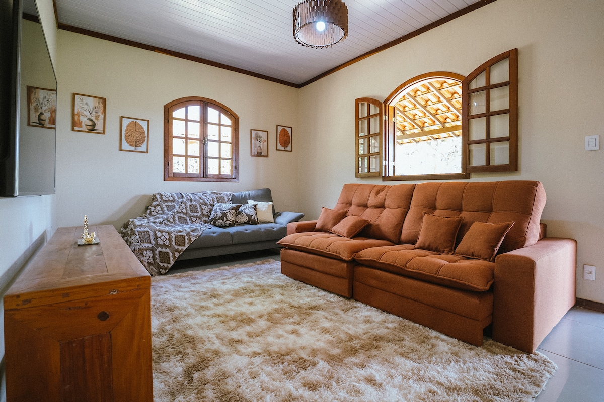 Imóvel de sucesso: Yellow House Carcará with Hydro and Panoramic View em Brumadinho