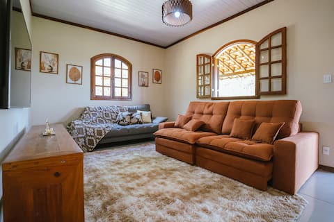 Imóvel de sucesso: Yellow House Carcará with Hydro and Panoramic View em Brumadinho