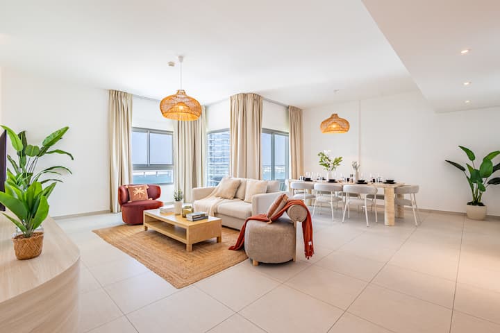 Perfect For Families & Groups | Balcony | Sea View - Abu Dhabi