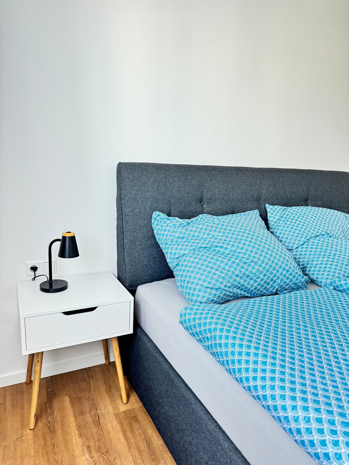 საძინებელი 1