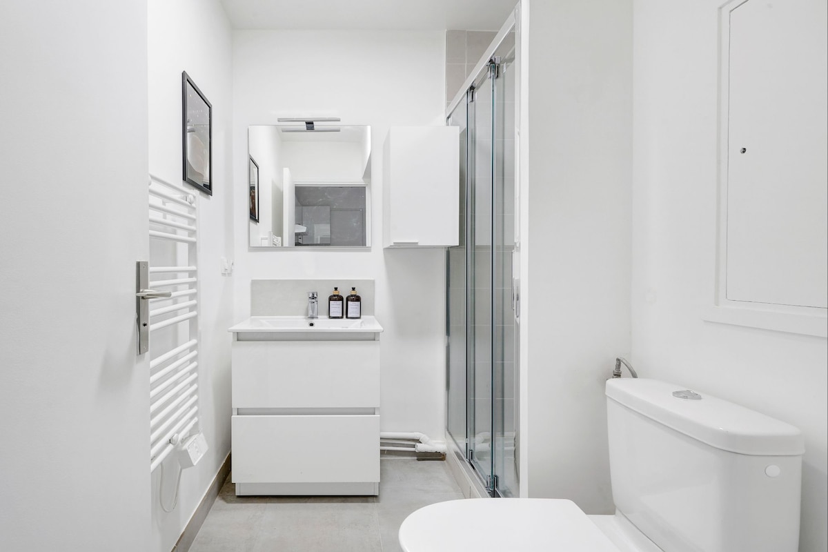 Suite des Ternes — Chambre secondaire