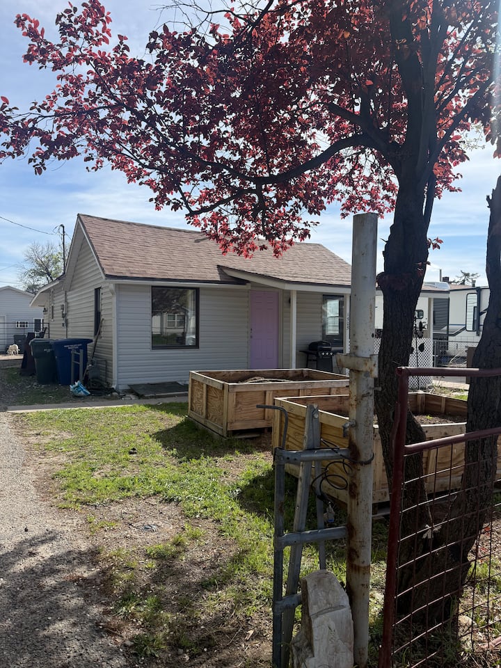 Home By Urban Farm*downtown*airport*freeways* - West Valley City, UT