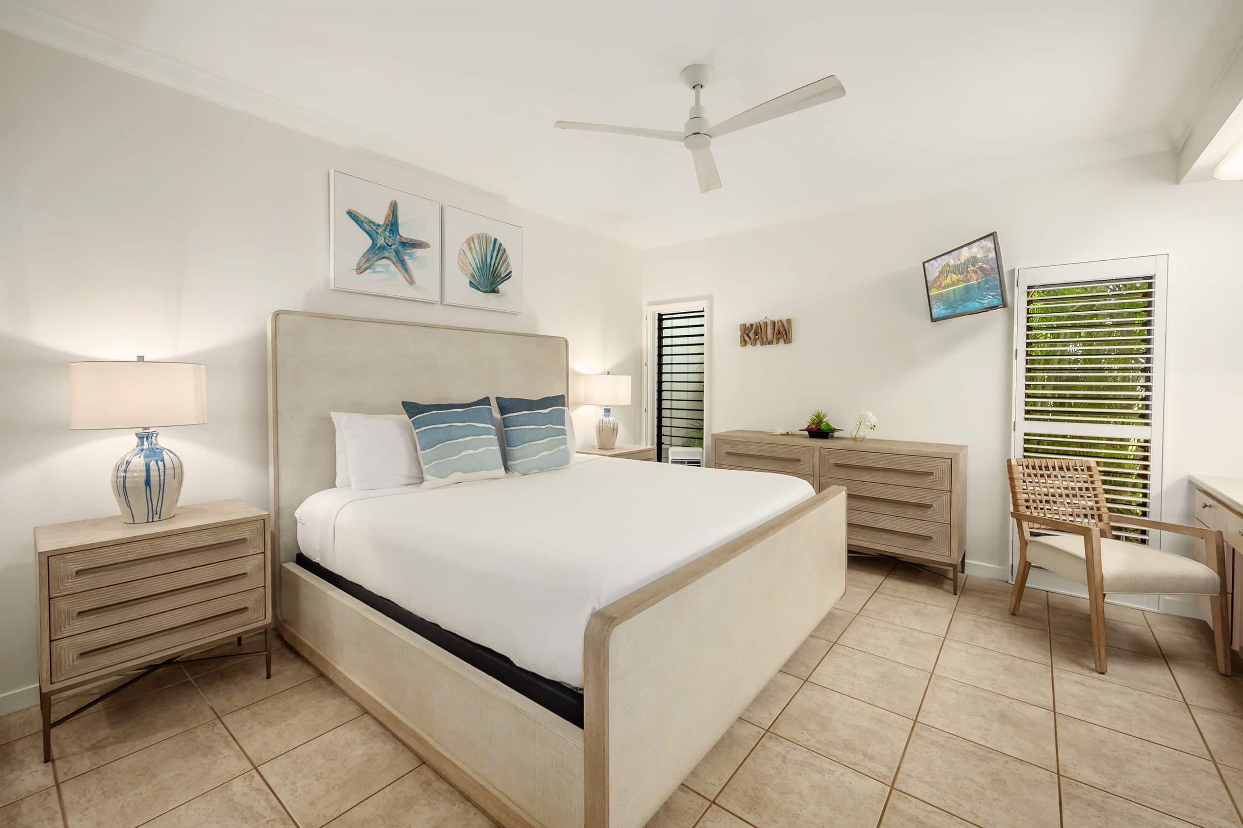 Poipu Sands Unit 514 Oceanfront 2 Bedroom 2 Bath - Image 11
