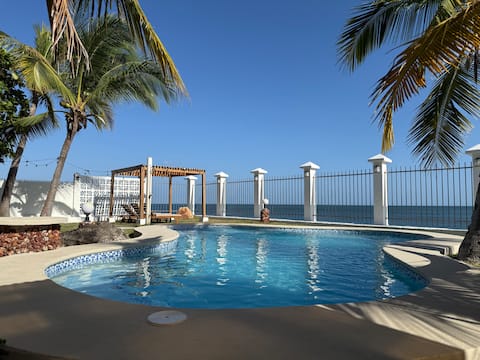 Playa Malibu Beach House.
