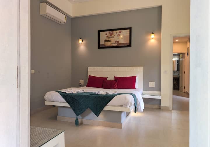 Bedroom 3 image 1