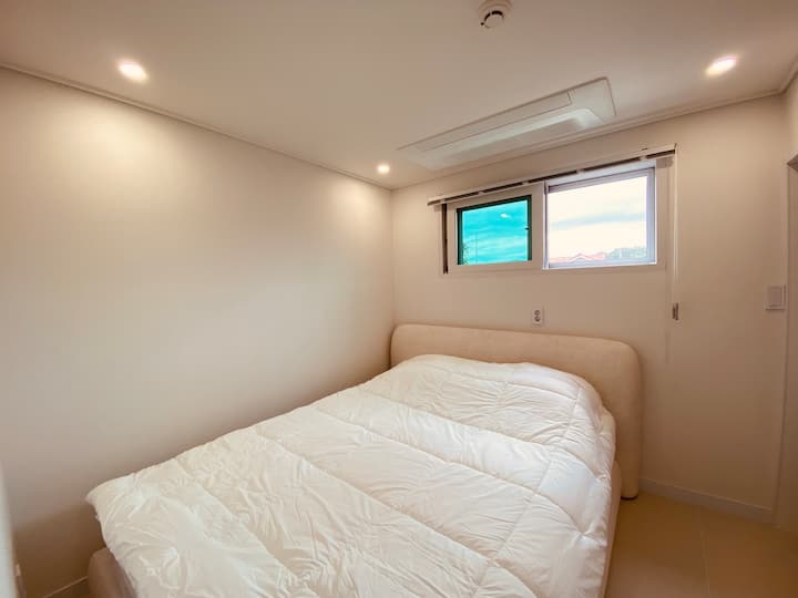 غرفة النوم 1