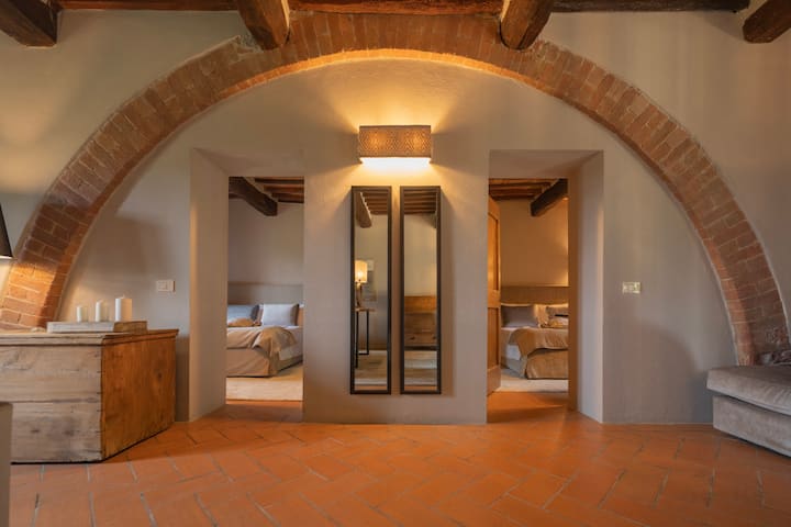 Le Sorbelle Rocca | Stylish Stay, Pool & Breakfast - Pienza