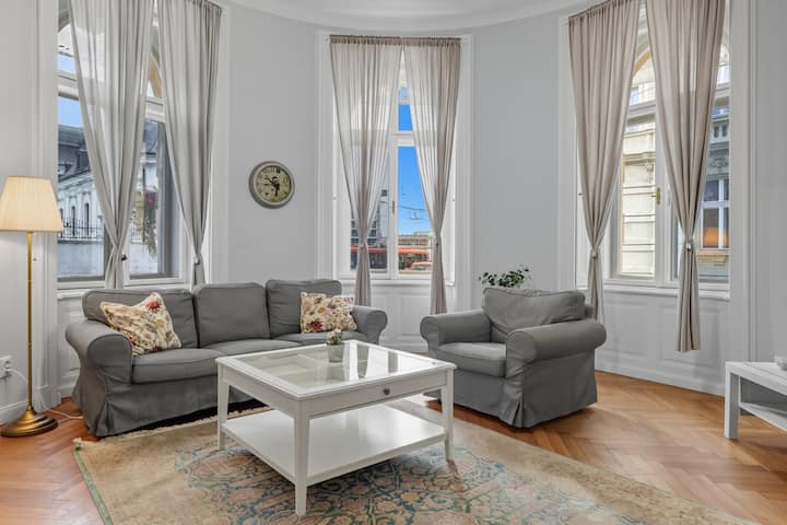 Prezidentský Apartmán V Srdci Bratislavy - Bratislava