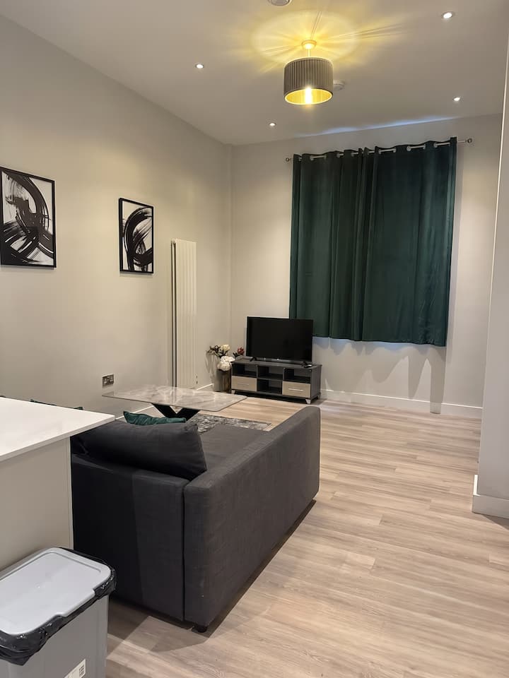 1 Bed Apartment In Belmont Uxbridge Pm2 - Uxbridge