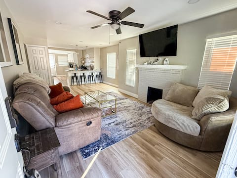 Top performing Airbnb: Vintage Charm Meets Modern Comfort • Near Downtown in Ybor Heights
