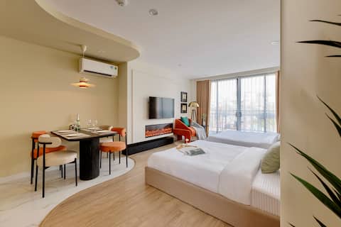 2 Queen Beds • City View • near Old Quarter QC4