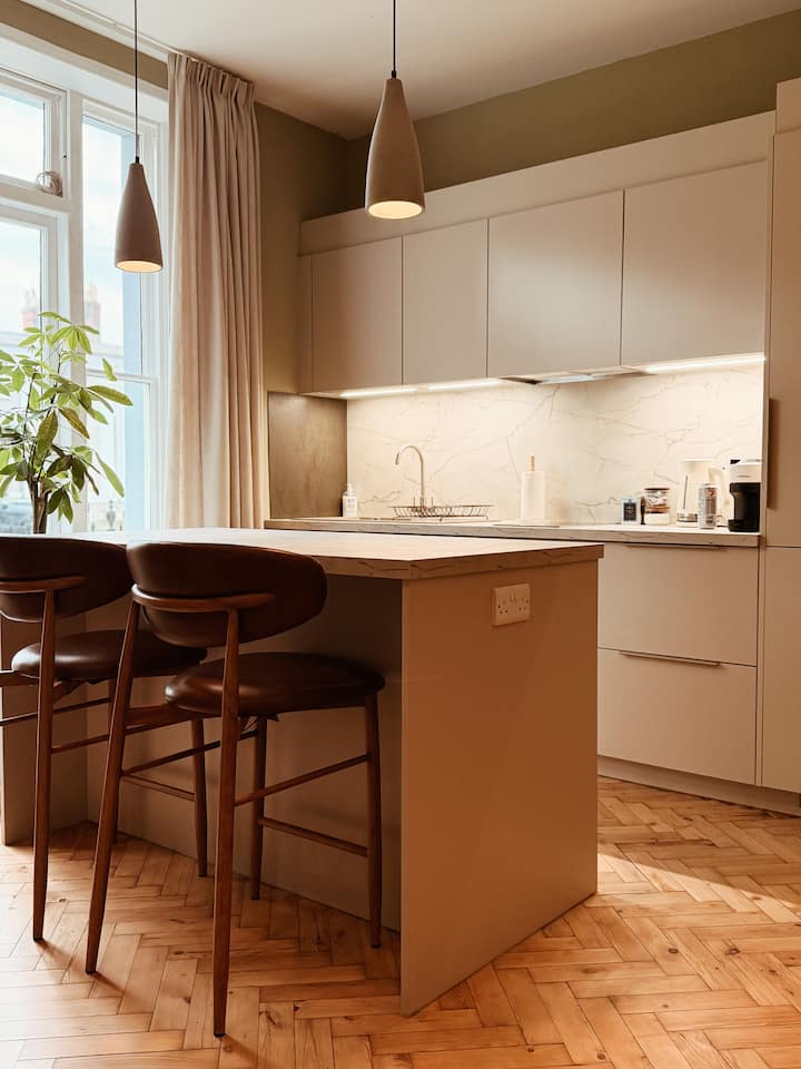Luxury One Bedroom Apartment Central Cheltenham - Cheltenham
