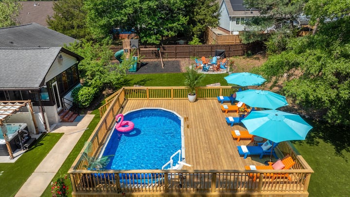 Resort Retreat: Pool+hot Tub+pickleball+games - Charlotte, NC