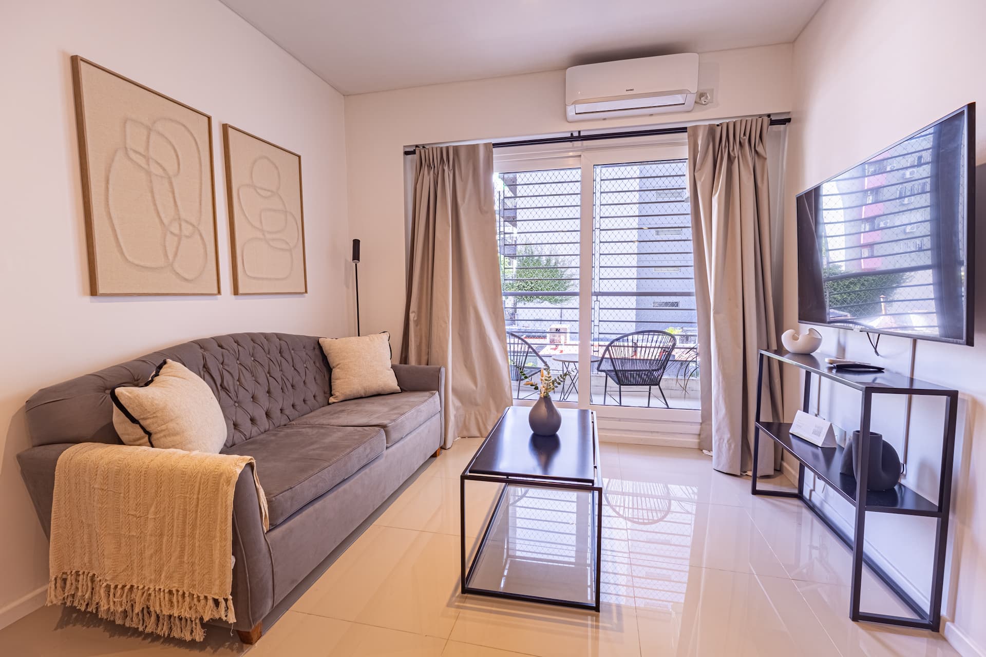 Studio apartment on Juan de Velasco in Villa Crespo