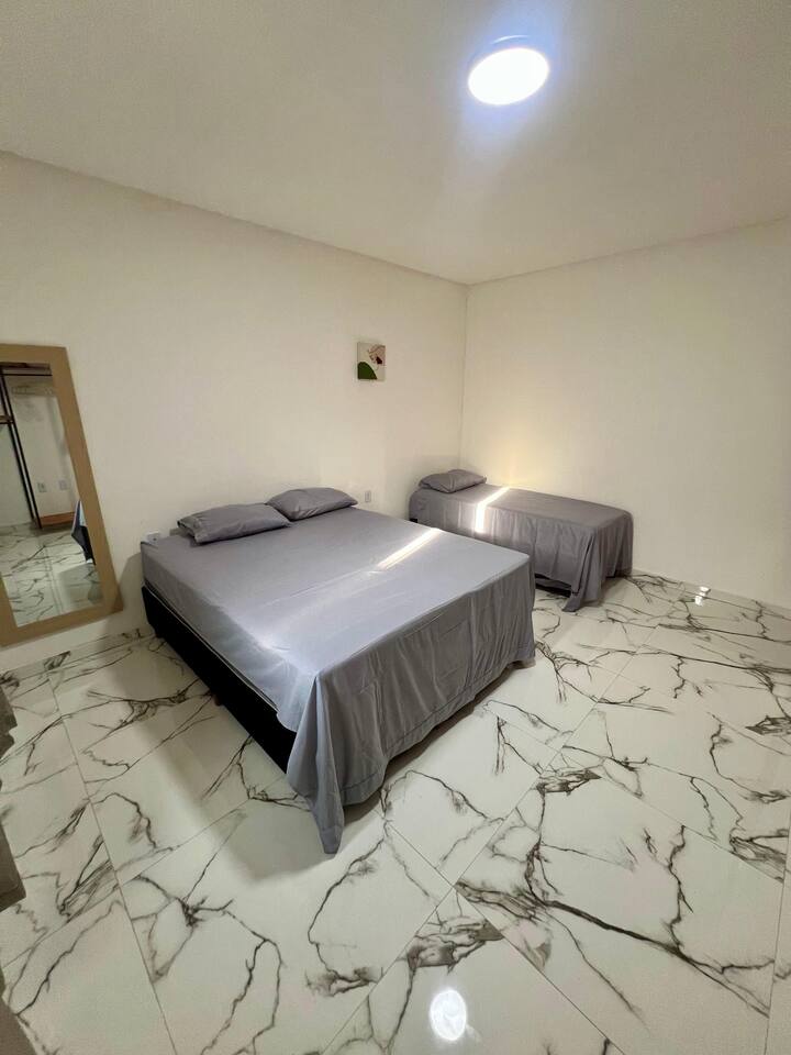 Dhomë gjumi 2