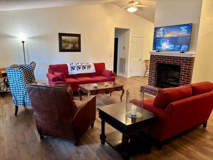 Country Creek House - Kentucky Lake