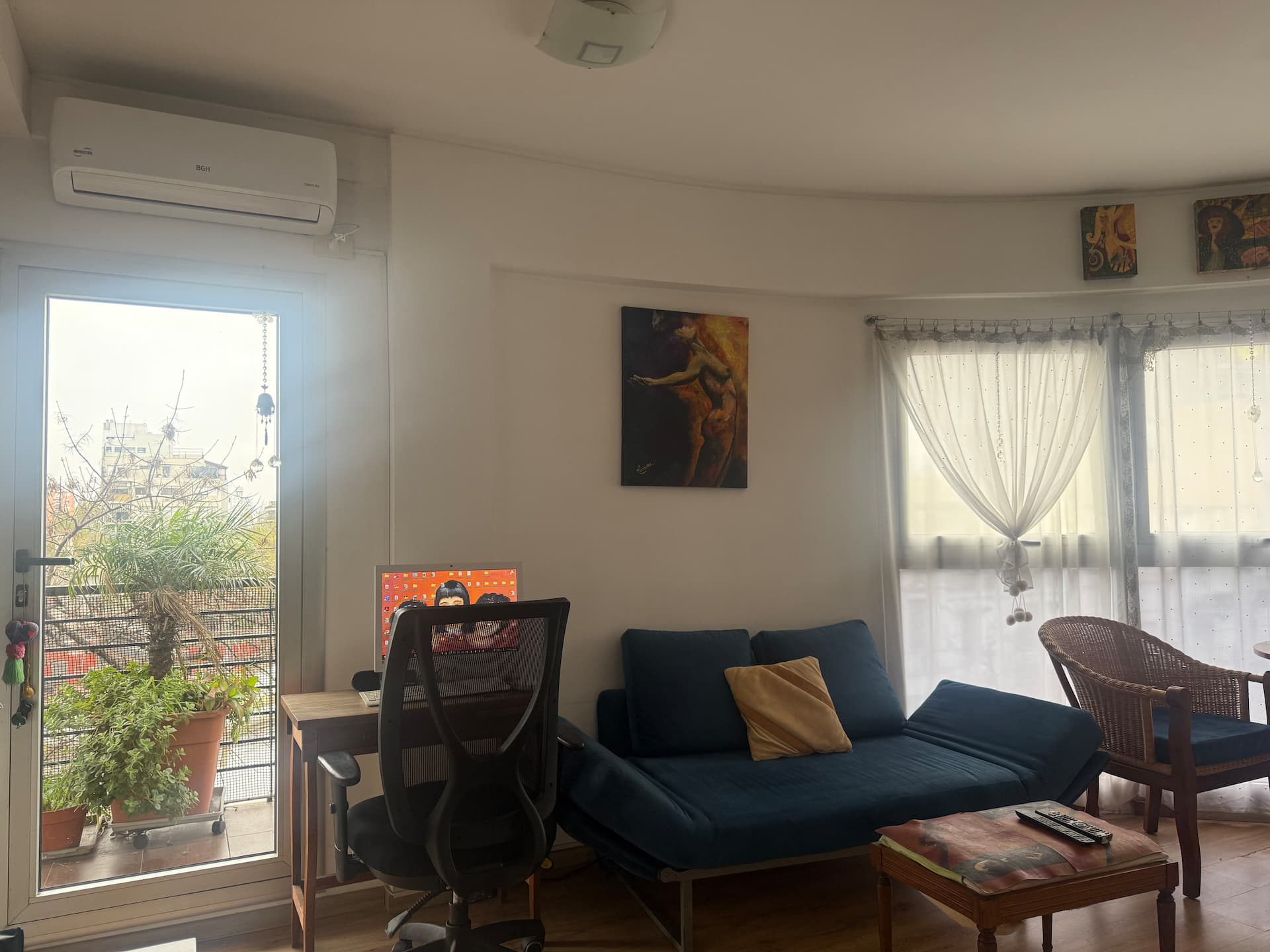 Excellent location and impeccably bright