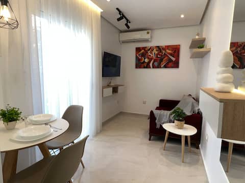 Comfort and elegance in the heart of Hydra