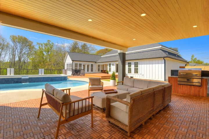 Modern Augusta Home - Outdoor Living! - Augusta, GA