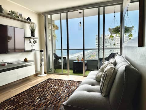 Beautiful oceanfront apartment