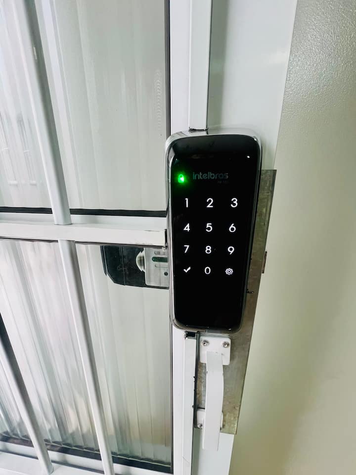 Cerraduras electrónicas para un registro fácil.