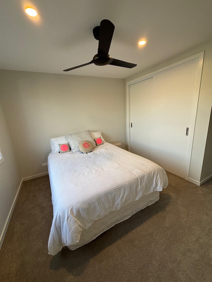 საძინებელი 3