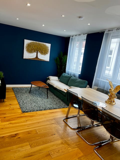 Golden Duplex – Elegance in Brussels