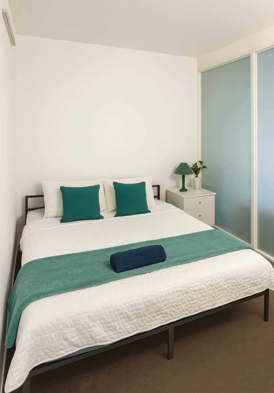 Image showcasing Luxury Sky-High Private Room | CBD City Views - Apartments for Rent in ...