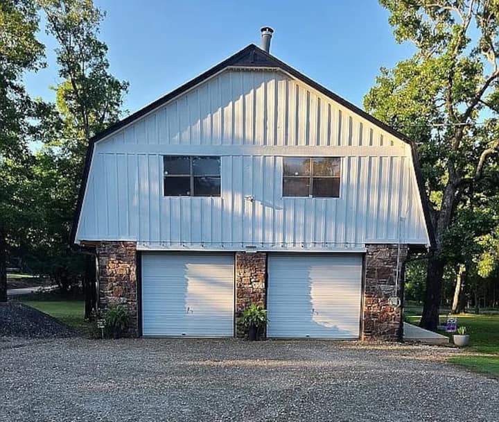 The Upside Down House - Houses for Rent in Cookson, Oklahoma, United ...