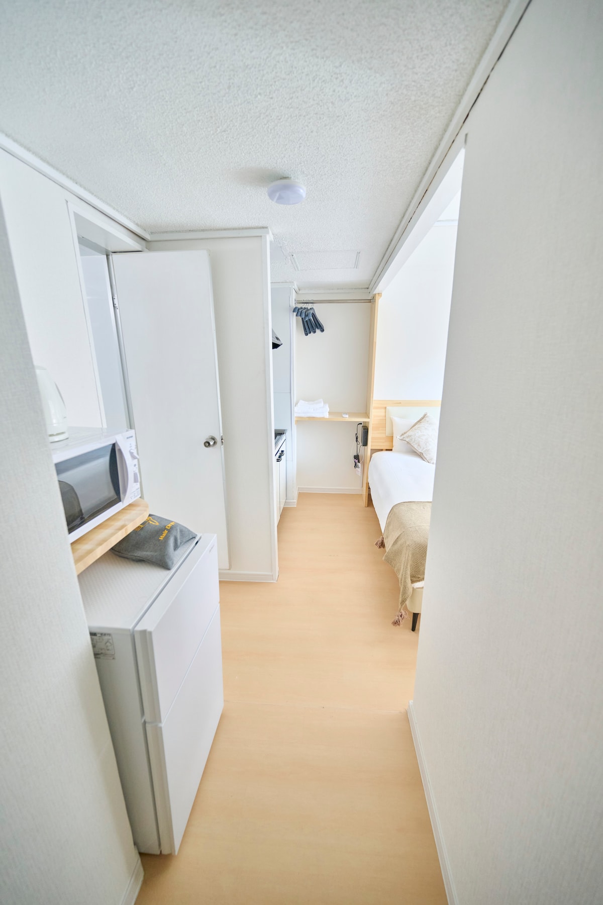桜川 Hotel Namba 603 - Apartments for Rent in Osaka, Osaka, Japan