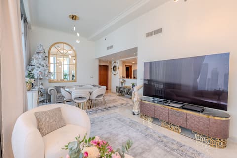 Top performing Airbnb: Luxury Full Burj Khalifa View | 2BR Burj Vista in Burj Khalifa