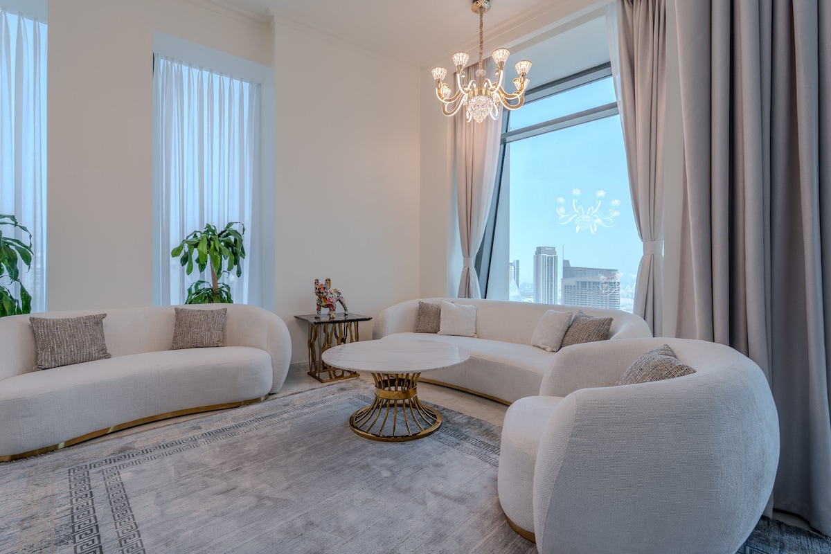 2 Bedroom Furnished Apartment with Full Burj Khalifa View | Burj Vista 2