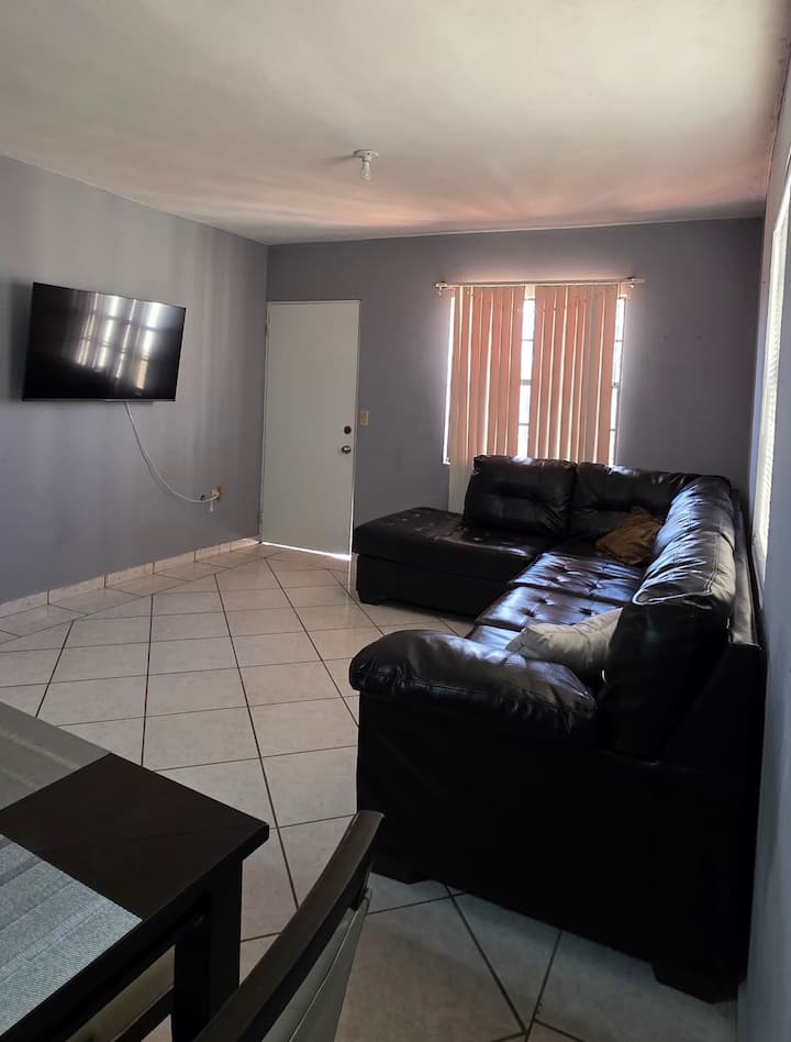 Departamento Centrico A 5 Min Del Cas - Brownsville, TX