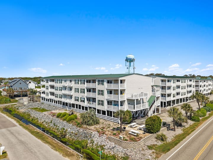 Oceanview Condo In Oak Island - 2br Bliss - Oak Island, NC