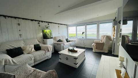 Top Airbnb: House with great sea views in Dieppe