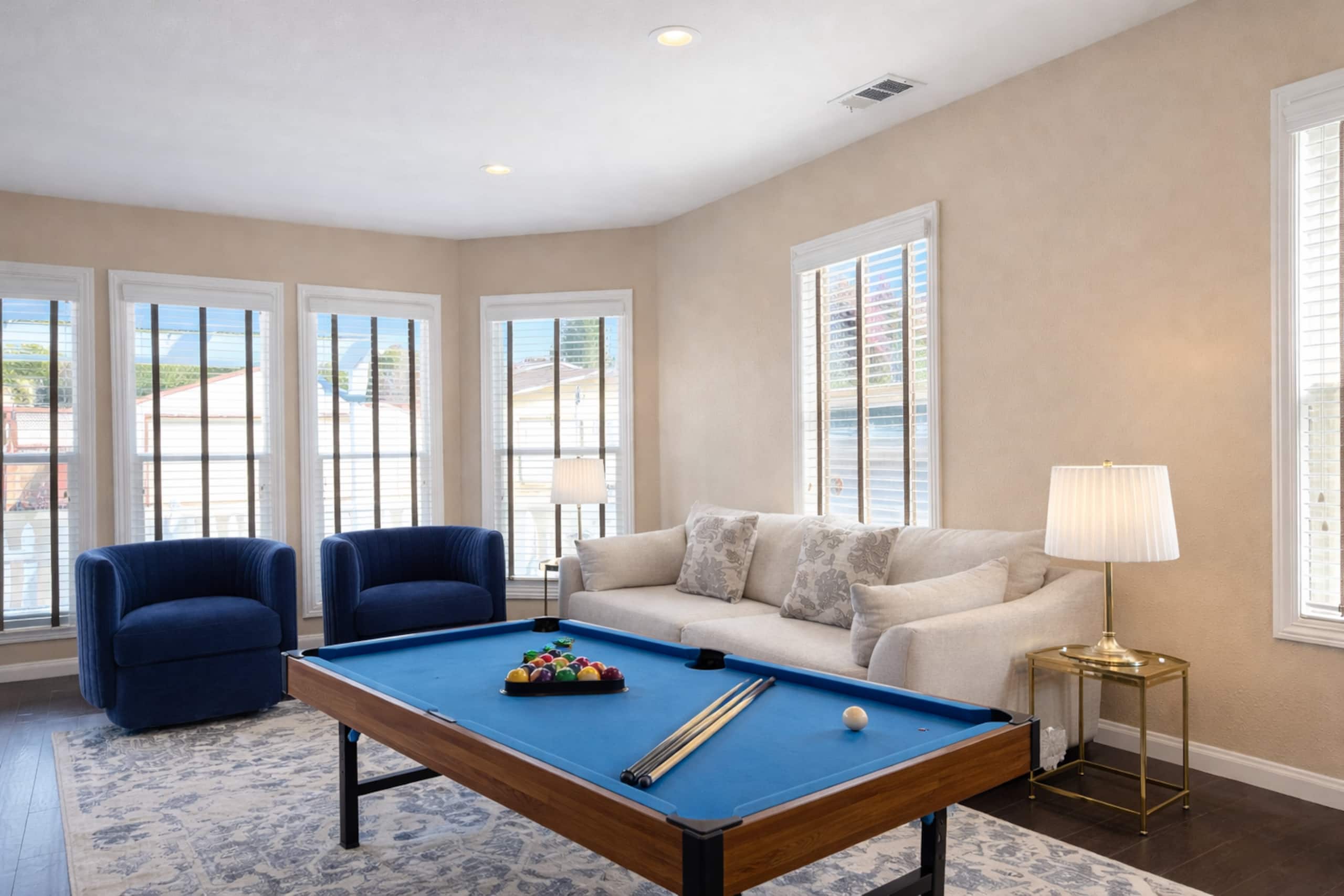 Luxury Pool Retreat w/ Chef's Kitchen & Game Room - Photo 42