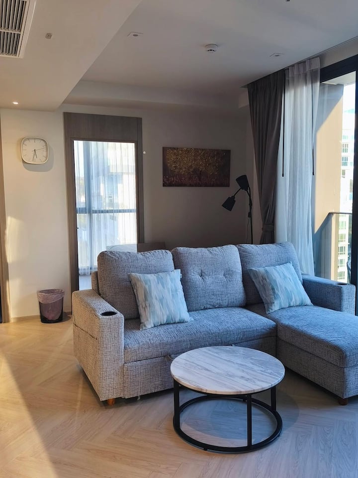 2 Bed Room Sea View Luxury Unit - Pattaya City