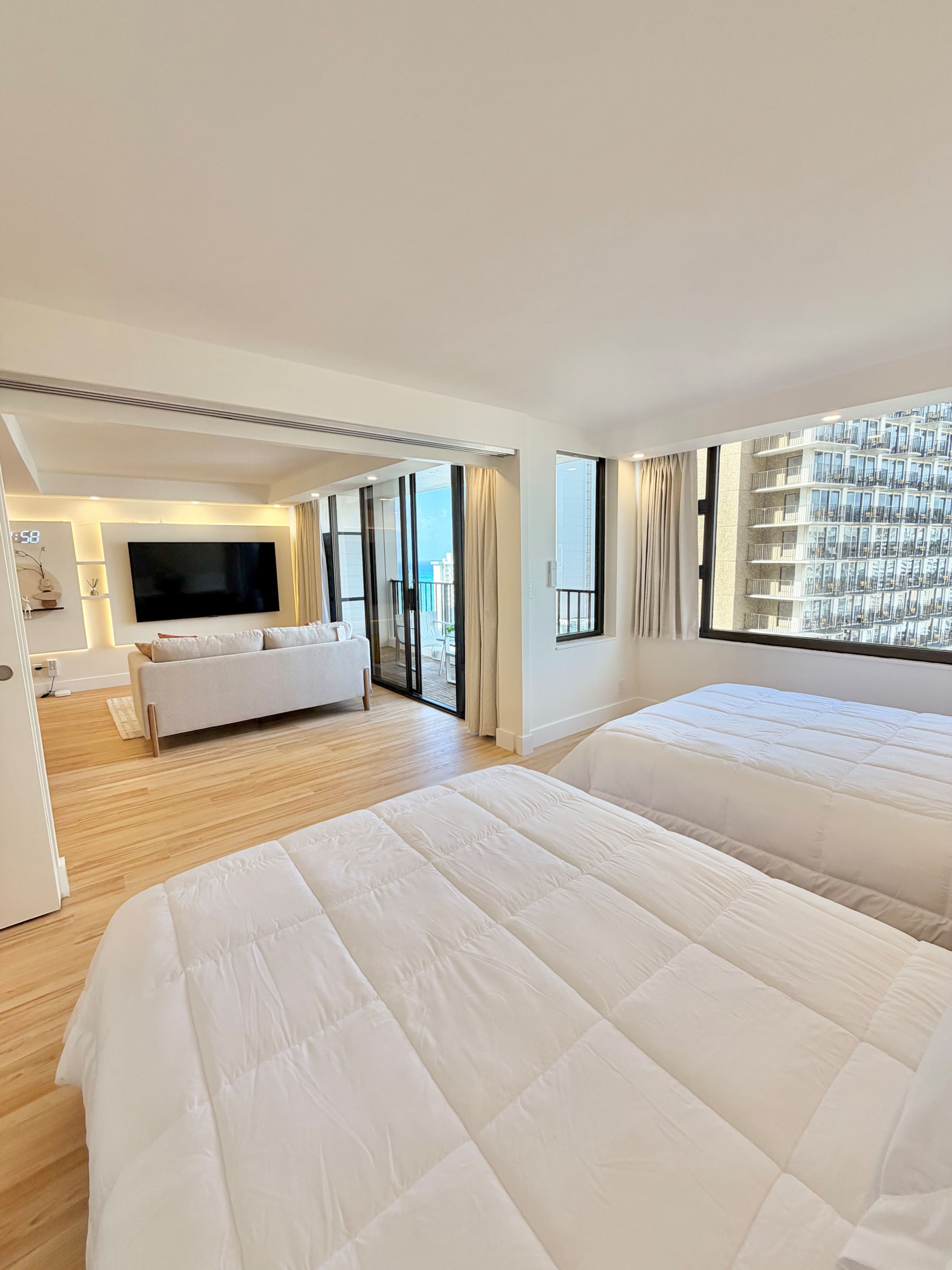 Waikiki Banyan Ocean, City View #7 | FREE Parking - Image 49
