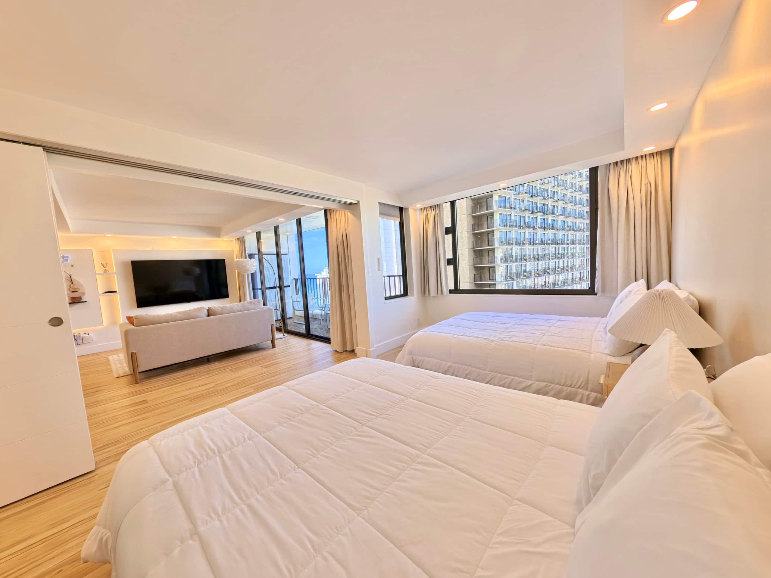 Waikiki Banyan Ocean, City View #7 | FREE Parking - Image 13