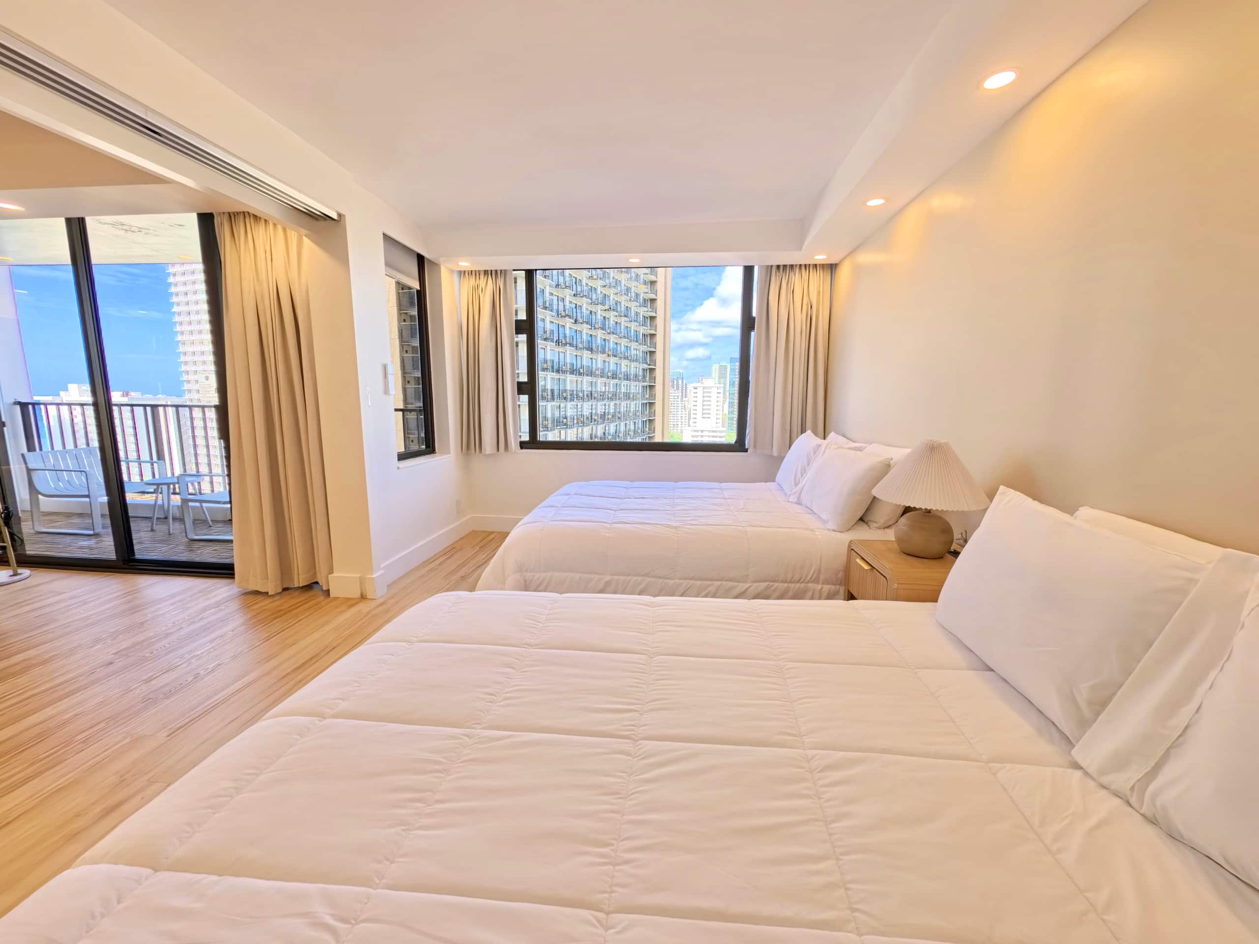 Waikiki Banyan Ocean, City View #7 | FREE Parking - Image 16
