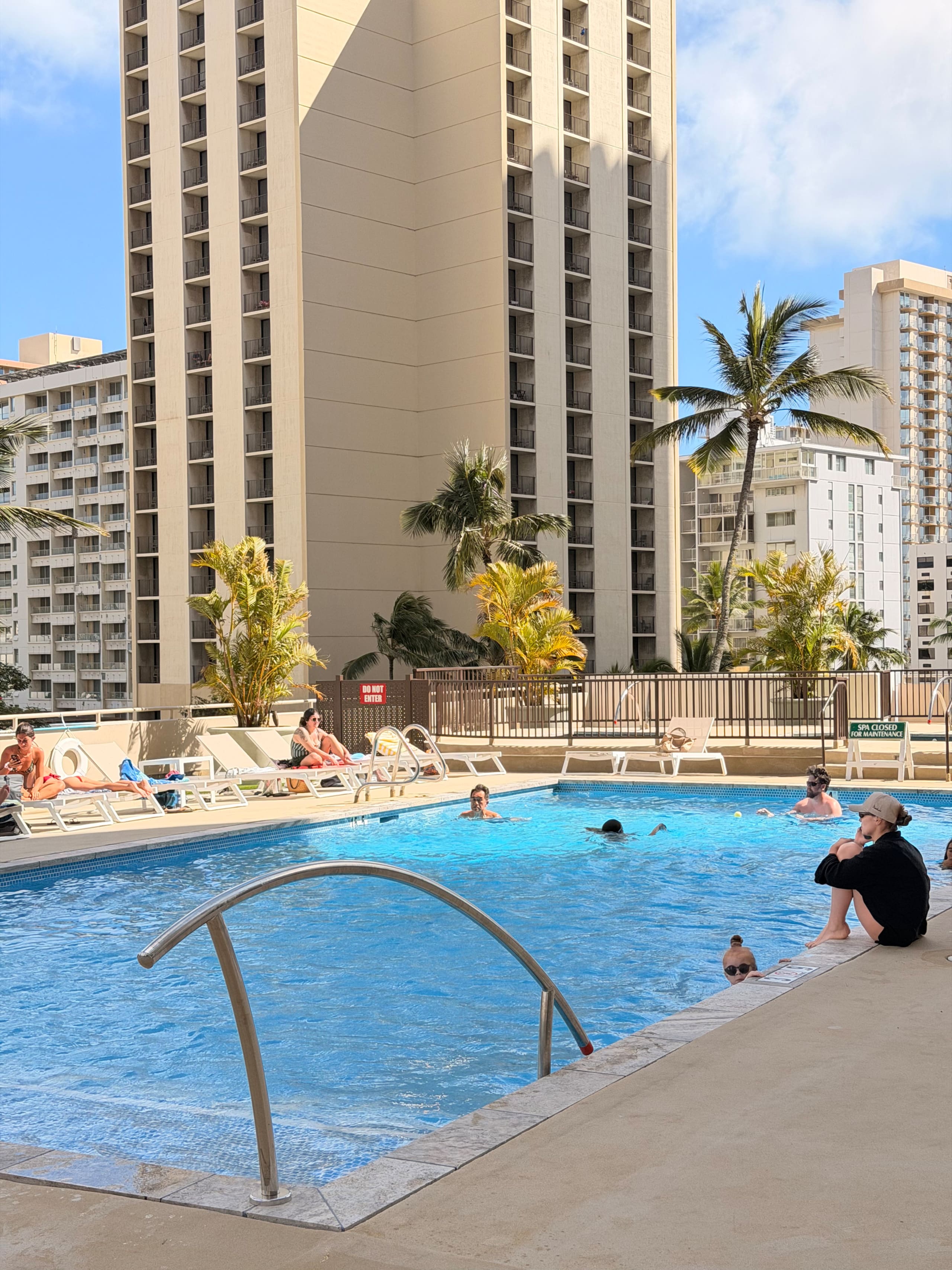 Waikiki Banyan Ocean, City View #7 | FREE Parking - Image 27