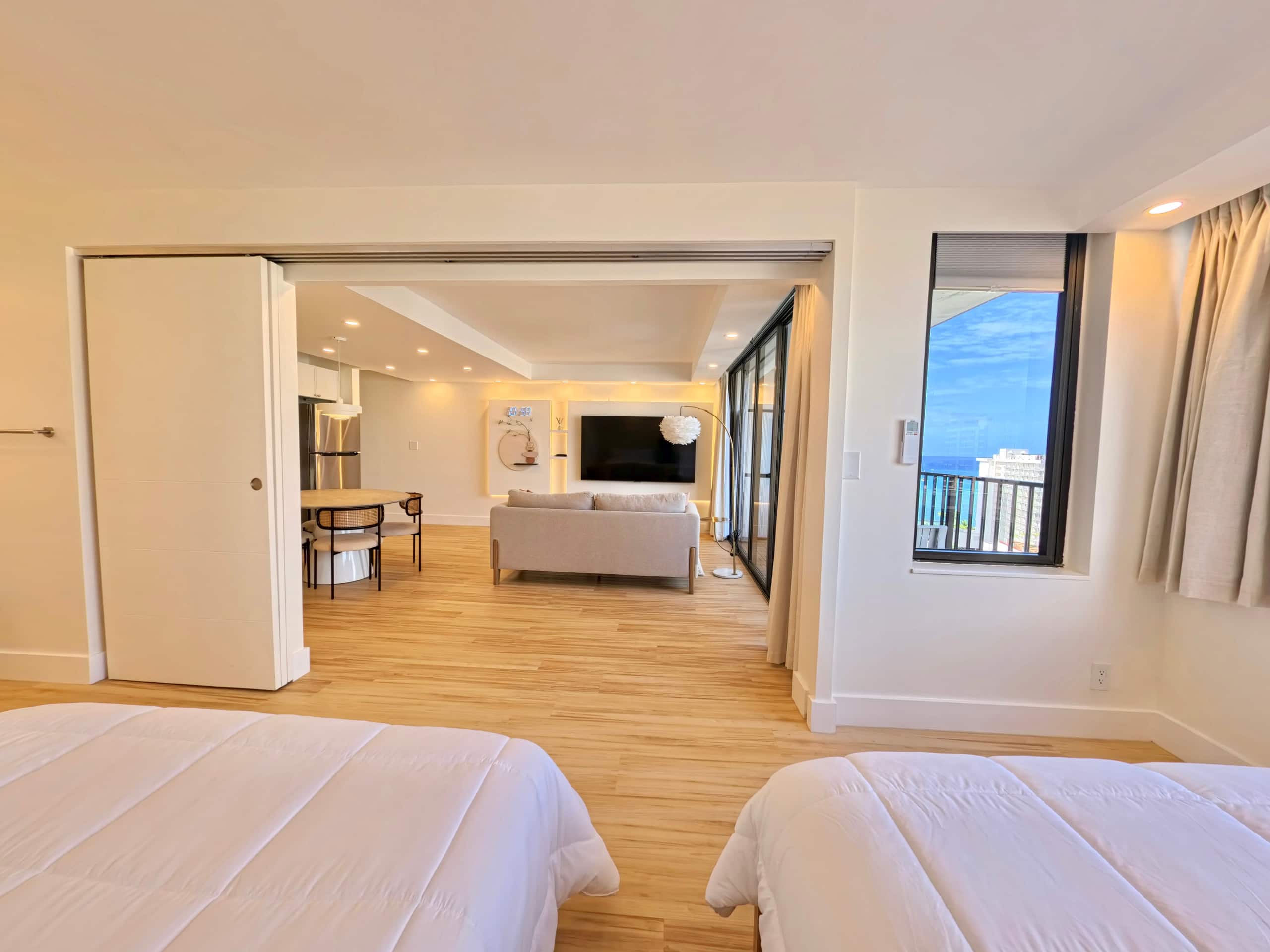 Waikiki Banyan Ocean, City View #7 | FREE Parking - Image 15
