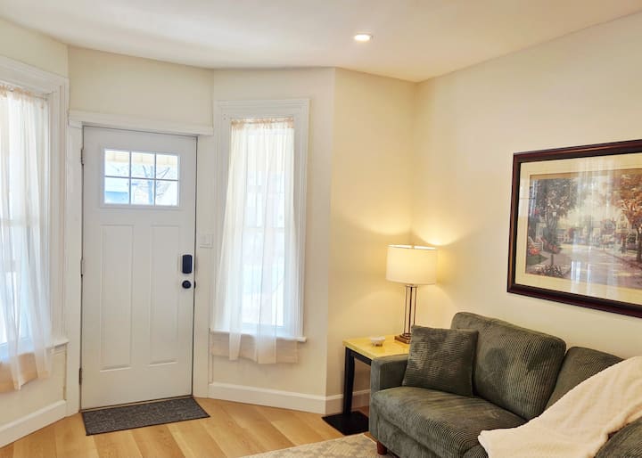 Sophisticated 1 Bed Downtown Stay In St Thomas - St. Thomas