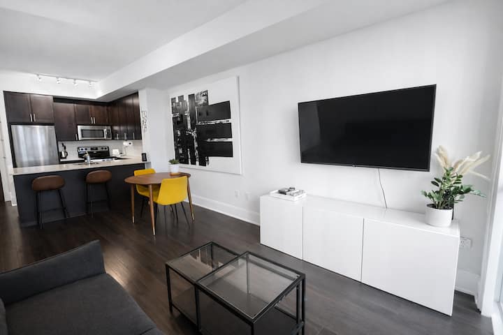 Modern Downtown Condo • Walk To Cn Tower - Toronto