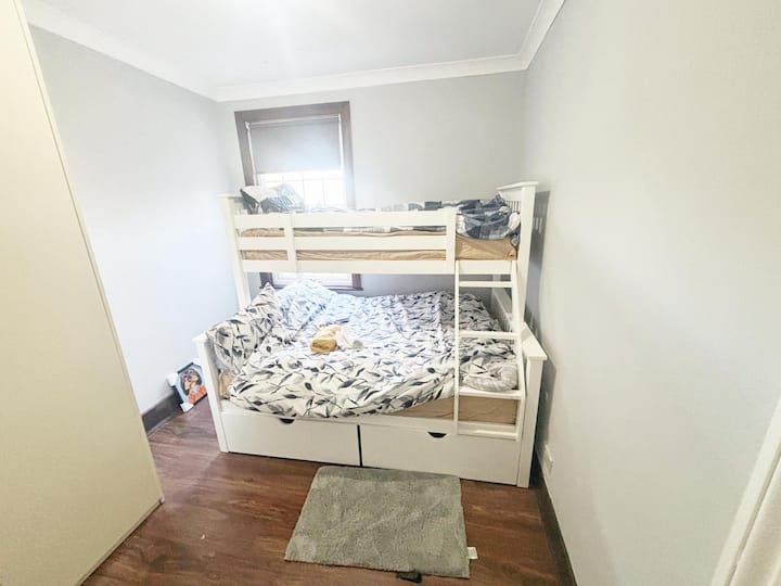 غرفة النوم 2