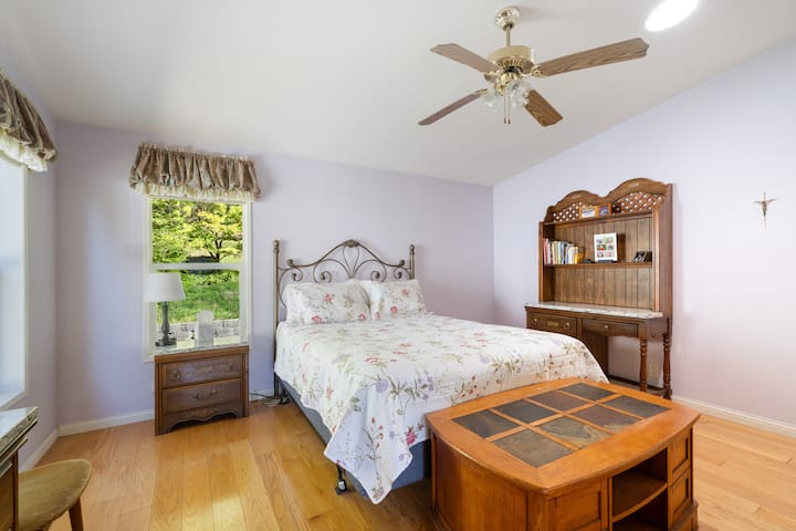 غرفة النوم 1